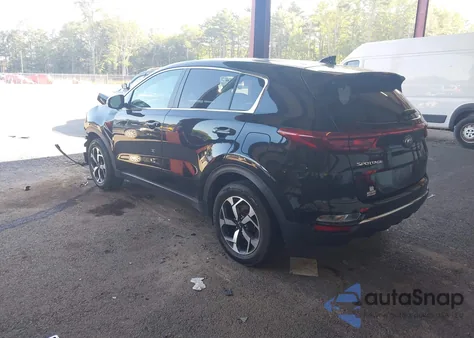 2021 Kia Sportage Lx z USA, uszkodzony, nr VIN KNDPMCAC3M7894571